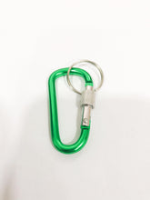 Load image into Gallery viewer, CHAIN D SHAPE MED WITH LOCK