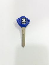 Load image into Gallery viewer, Assorted colors SUZUKI SKYDRIVE/THUNDER NO MAGNET
