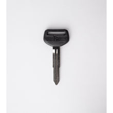 Load image into Gallery viewer, TOYOTA CROWN PL. L/R.
