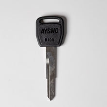 Load image into Gallery viewer, AYSWO M109 LEFT/RIGHT REPLACEMENT FOR YAMAHA/HONDA
